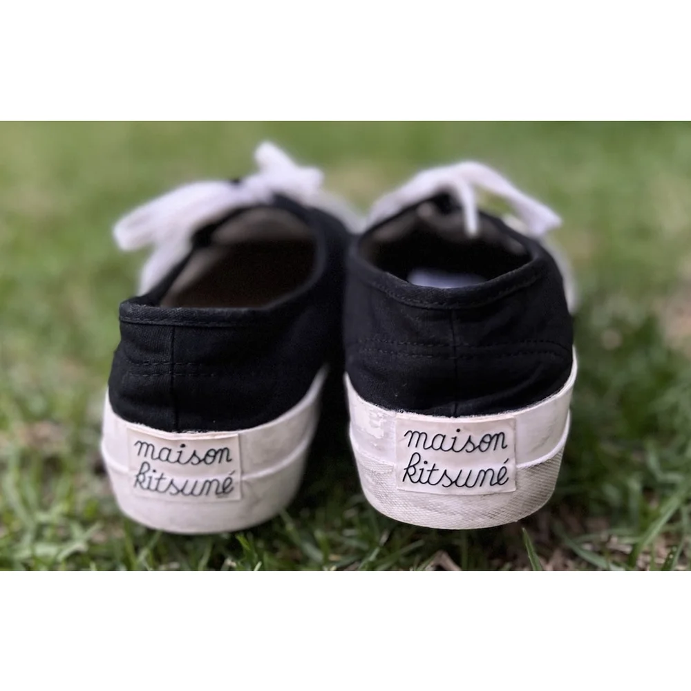 Maison Kitsune Black Low Top Canvas Lace Up Sneakers Men’s Size EU 40 US 8.5